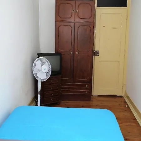 Quarto Bem Localizado Centro Δωμάτια σε οικογενειακή κατοικία Lisboa